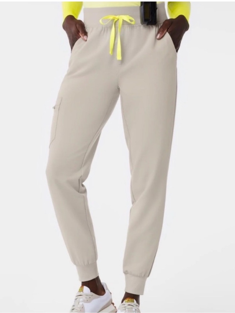 Women's Figs Zamora Scrub Pants - Bone - LP